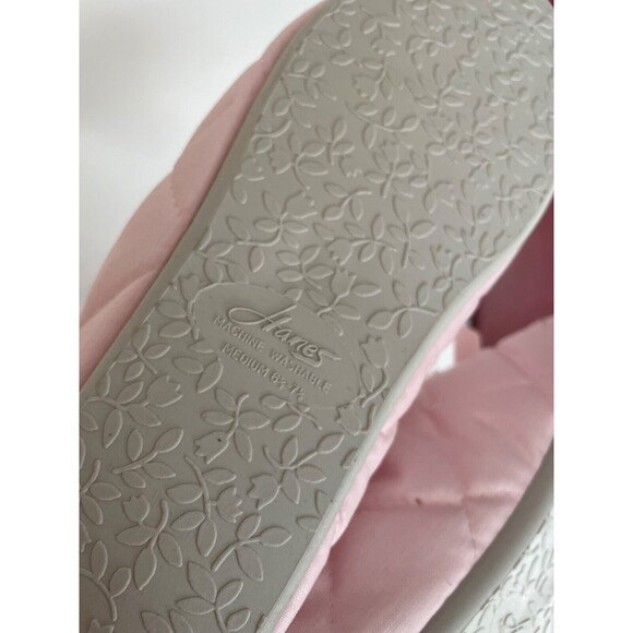 Hanes Women's Vintage NIB Slippers size 6.5-7.5 Pink Quilted Satin Faux Fur - Picture 10 of 10